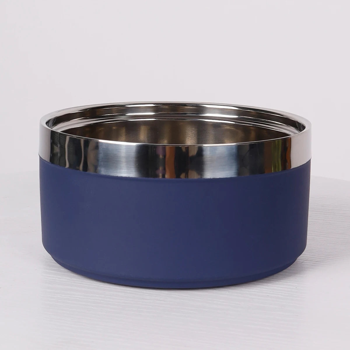 A stylish, non-slip stainless steel pet bowl for cats and dogs, perfect for indoor and outdoor use.